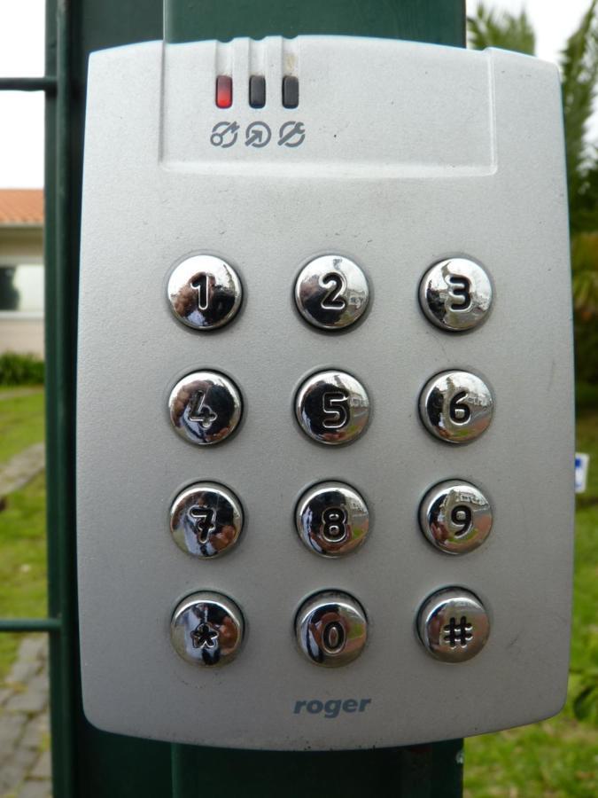Azores Holidays House -B&B - Suites - Self Check-In Keyboard Πόντα Ντελγκάντα Εξωτερικό φωτογραφία